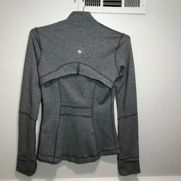 Lululemon Define Jacket - Picture 4 of 8